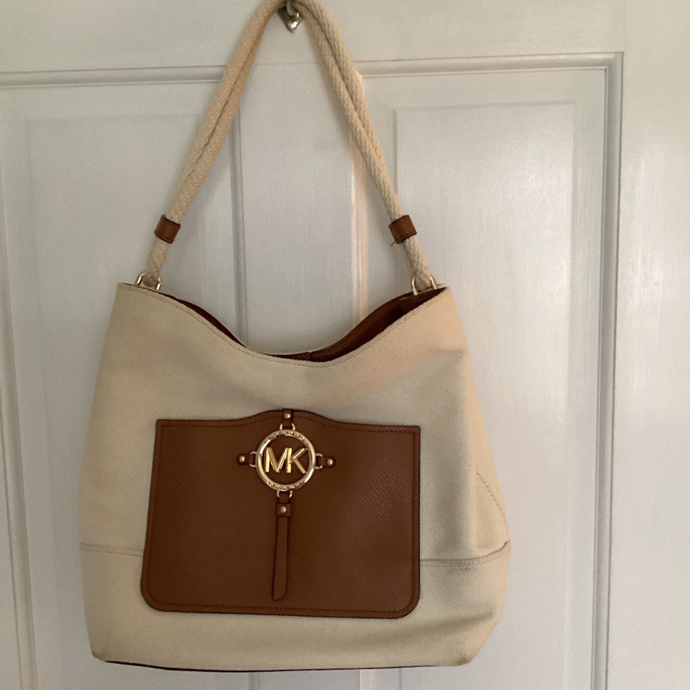 Michael kors shoulder bag